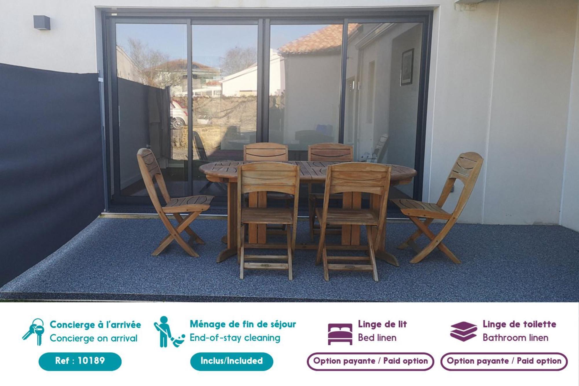 Le Cachet D'Une Maison De Centre-Bourg A โบวัวร์-ซูร์-แมร์ ภายนอก รูปภาพ